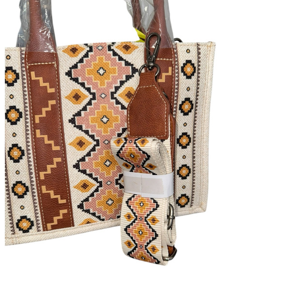 NWT! Wrangler Southwestern Small Canvas Tote/Crossbody in Coffee - Picture 9 of 13